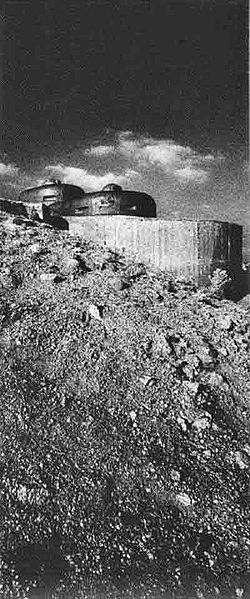 File:Command-bunker-Noirmont.jpg