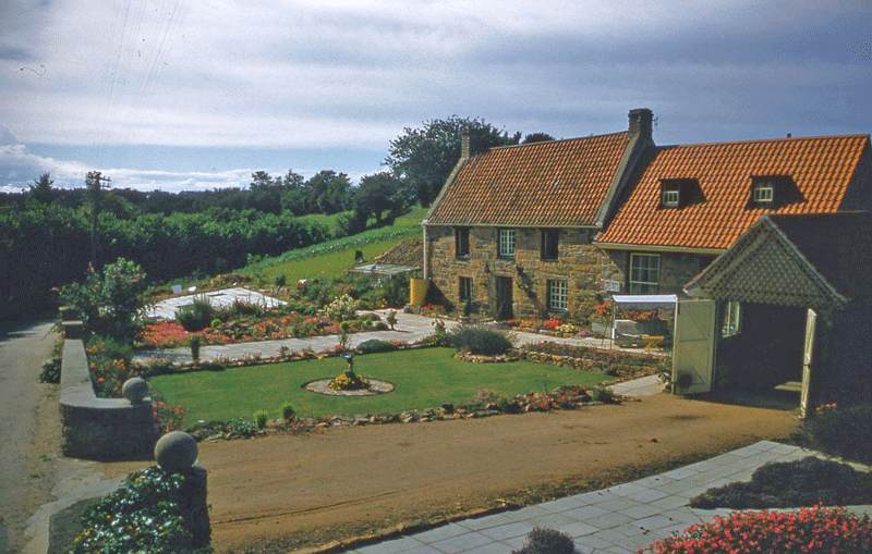 File:FH23LilacCottageStL1956.png