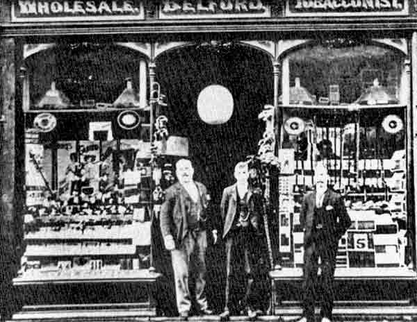 File:BelfordTobacconist35HalkettPl.jpg