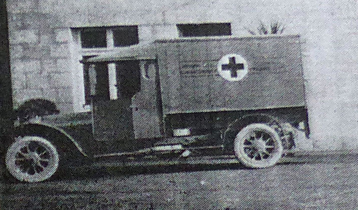 File:U19CrossleyAmbulance.jpg
