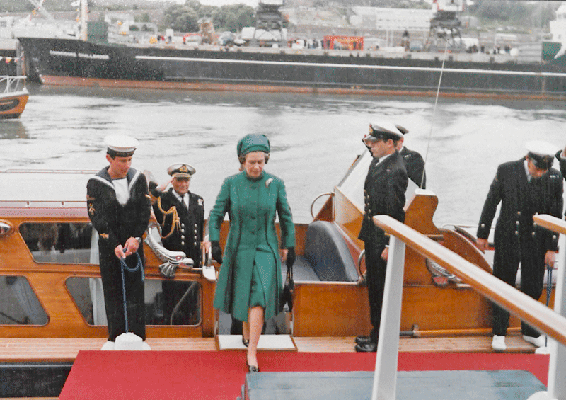 File:QueenVisit1978-1c.png