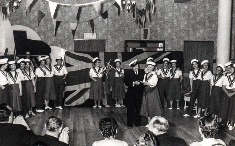 File:Su16AmDram1956.jpg