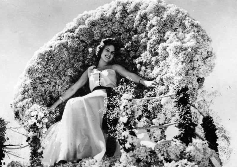 File:D17BattleFlowerGirl1951.jpg