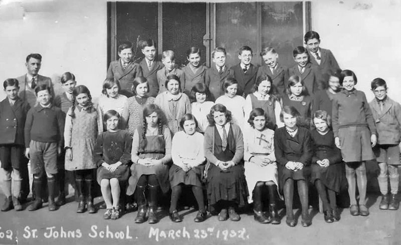 File:TP20StJohn'sSchool1932.jpg