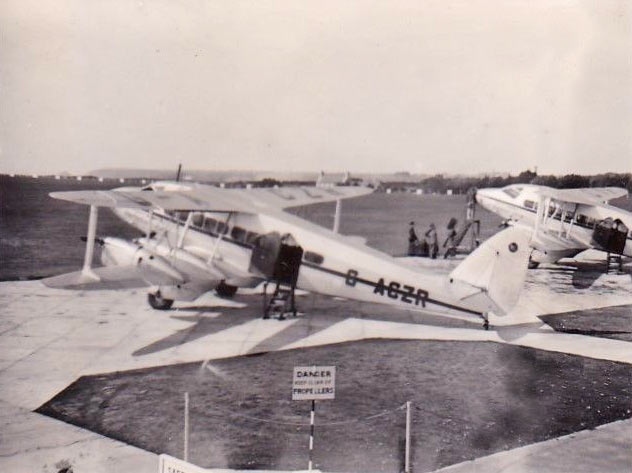 File:E17Airport1937a.jpg