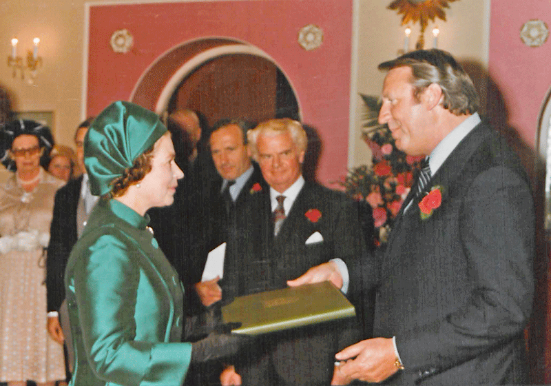 File:QueenVisit1978-13b.png