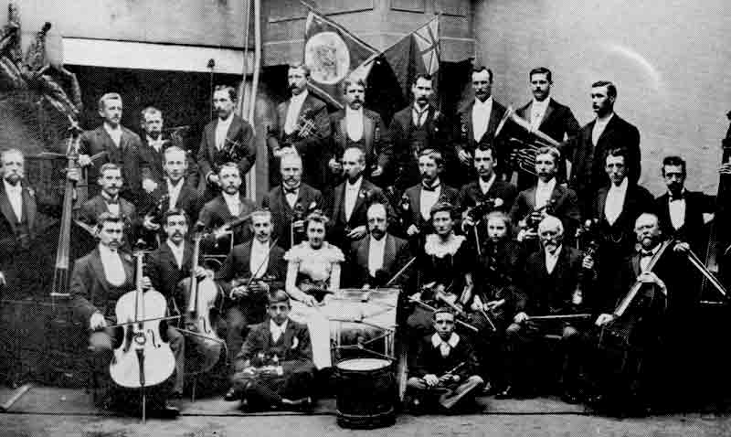 File:CecilianOrchestra1900.jpg