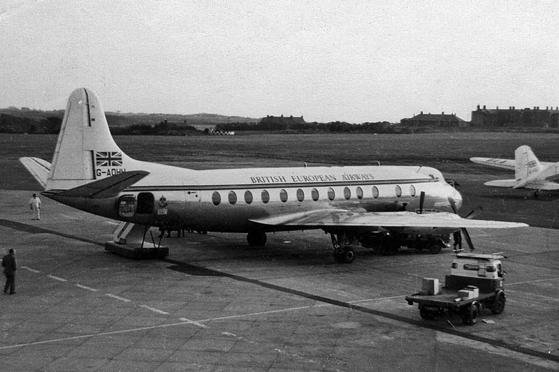 File:U16Viscount802-1959.jpg