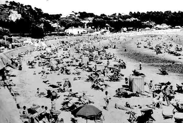 File:0704StBrelade'sBay1960s.jpg