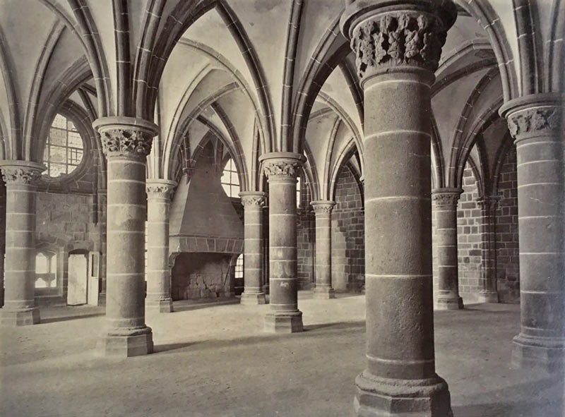 File:D18MontStMichel1899Knights'Hall.jpg