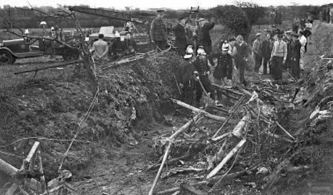 File:J19AirCrash1938a.jpg