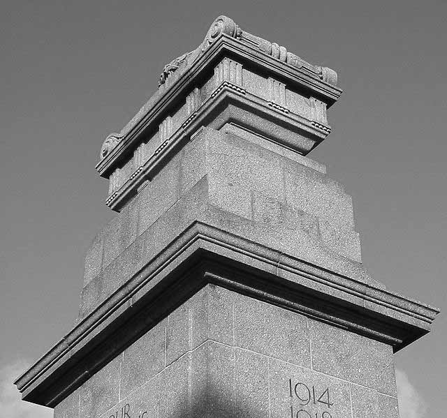 File:Cenotaph3.jpg