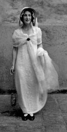 File:Miss A Beazley Victorian Dress.jpg