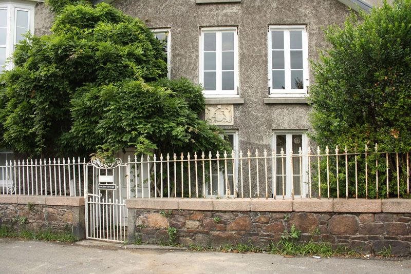 File:H20GourayCottage2.jpg