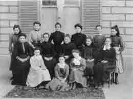 A picture taken between 1905 and 1915