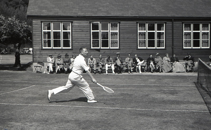 File:J22Tennis1930s3.jpg