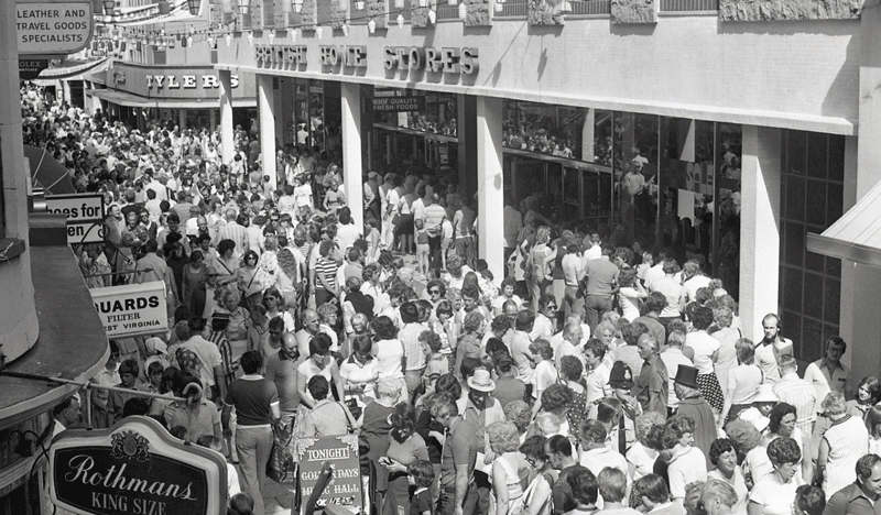 File:J25BattleOfFlowersQueue1979.png