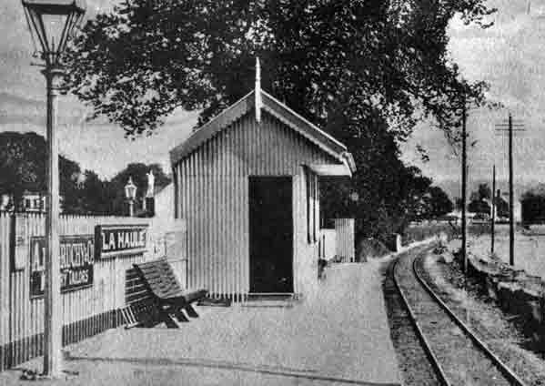 File:RailLaHauleStation.jpg
