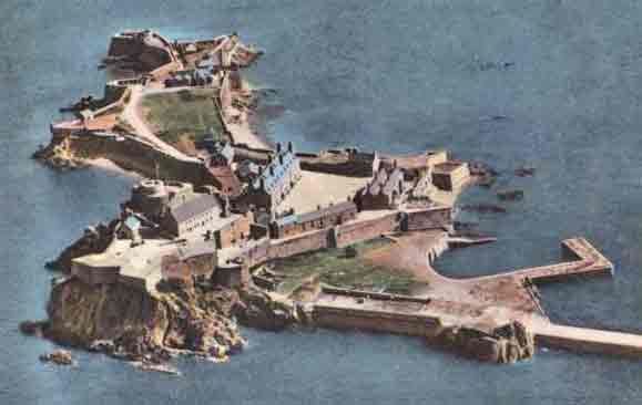 Built on a rocky islet off St Helier, Elizabeth Castle was the replacement for Mont Orgueil as the island's main defence installation