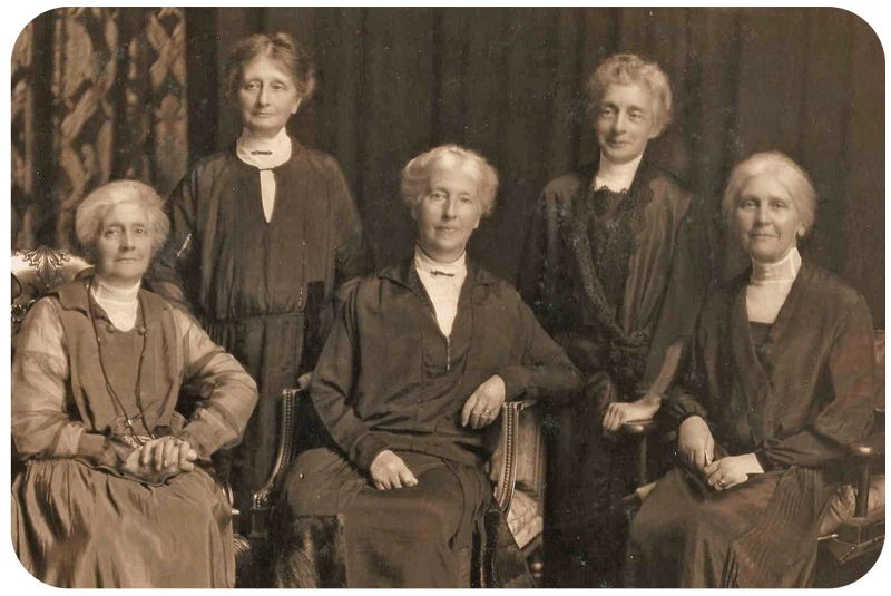 File:An24BrownSistersFlorrie,Ada,Katie,Emmie,Ethel.png