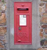 Or faded like this one in Bagatelle Road, notable as one of two rarities in Jersey (the other in Rue de Brabant near the Steam Museum) made by Derby Castings Limited, Derby - who only made boxes for one year, 1932