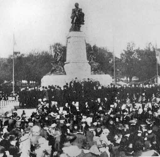 File:0801DonMonumentUnveiling.jpg