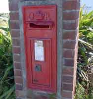 Or like this slightly broken one at Corbiere (and at Rue de Bocage off La Haule Hill), the G and R at the top