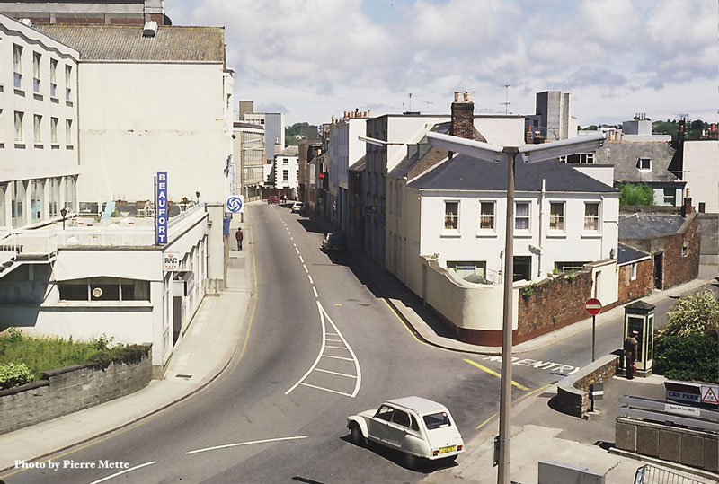 File:P17GrenvilleStreet.jpg