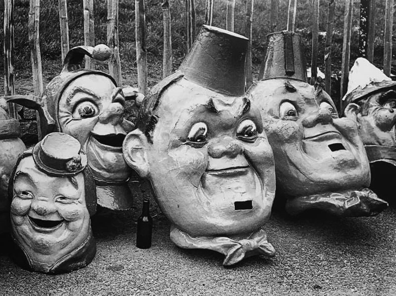File:F19BattleBigheads60s.jpg