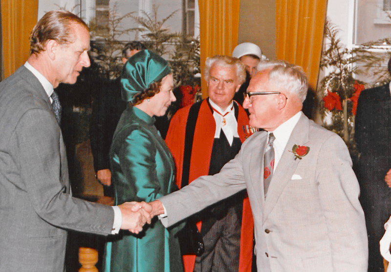 File:QueenVisit1978-6.png