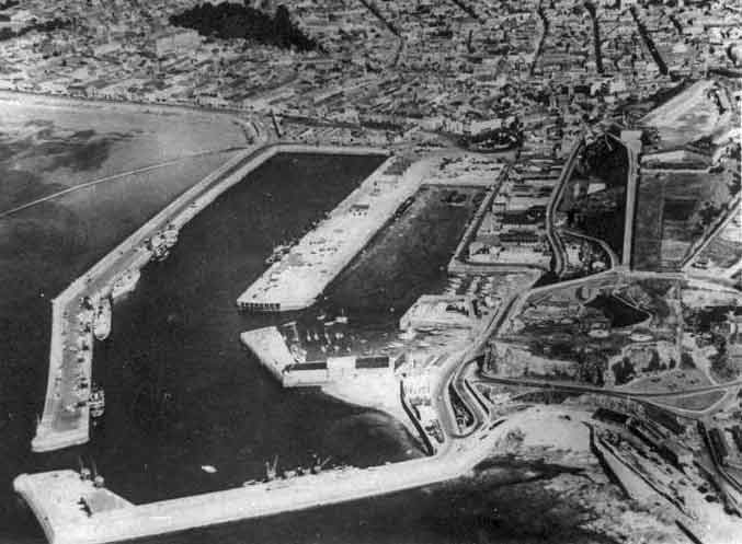 File:HarbourAerial1950.jpg