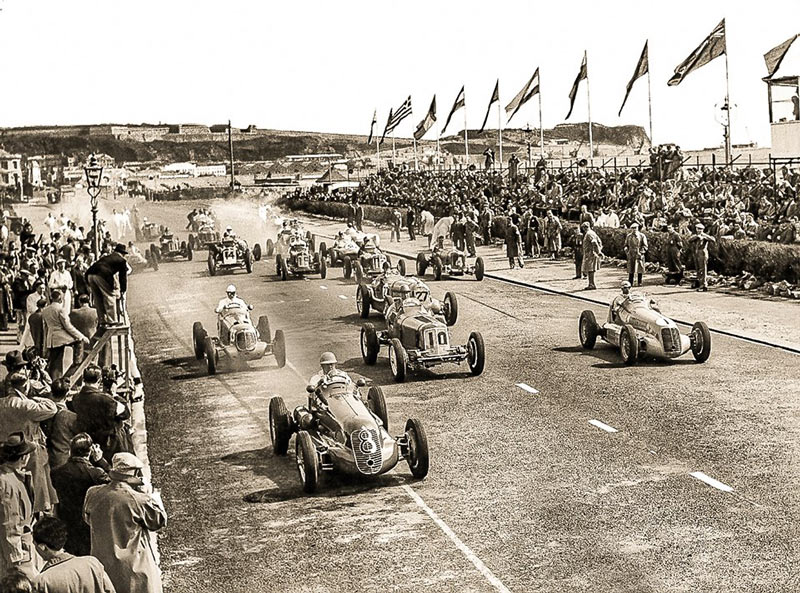 File:TP19RoadRaceStart1948.jpg