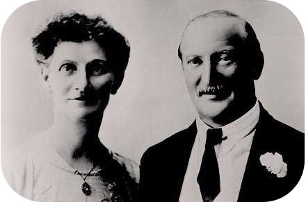 File:An17Henry&LouisaWeeks.png
