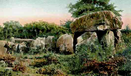 File:Dolmen1.jpg