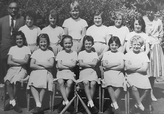 File:F20StMartinSchoolRounders1960-61.jpg