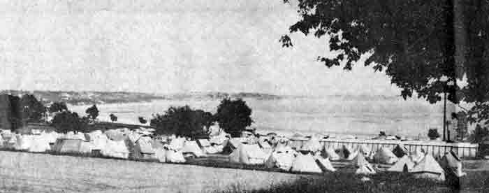 File:CampingLaHaule.jpg