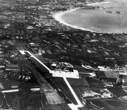 File:F16AirportAerial1966.jpg