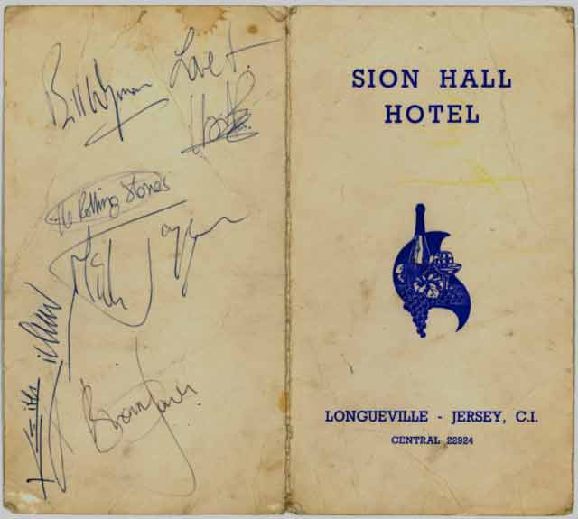 File:Sion-Hall-autographs.jpg