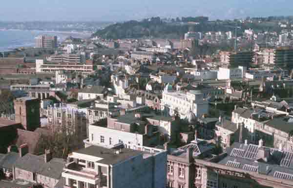 File:StHelierRooftops1977.jpg