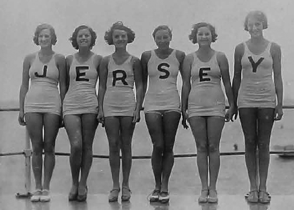 File:H25JSCAlbum1930s58JerseyBelles.png