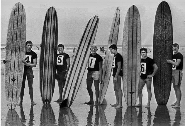 File:EP15Surfers.jpg