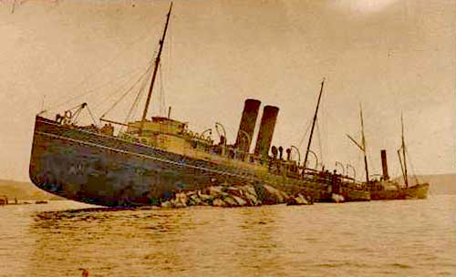 File:RoebuckShipwreck1.jpg
