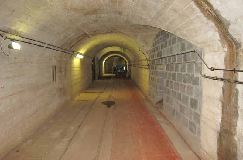 File:StAubinTunnel.jpg