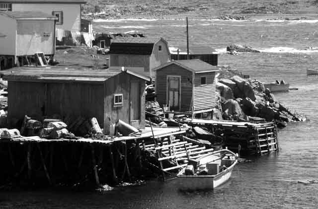File:Fishermen'sHuts.jpg