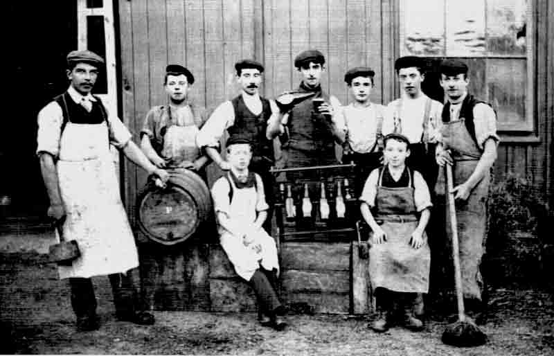 File:AnnStreetBrewery1900.jpg