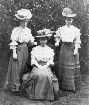 File:EdwardianLadies.jpg