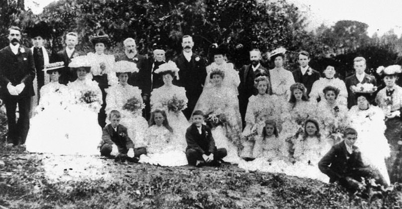 File:U17MoormanHodgesWedding.jpg
