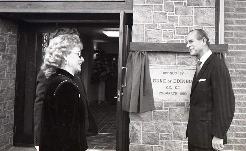 File:J23PrincePhilip1983ButlinMemorialHall13.jpg