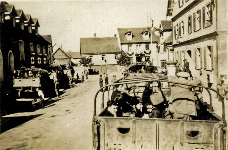 File:W18BadWurzach4Departure.jpg