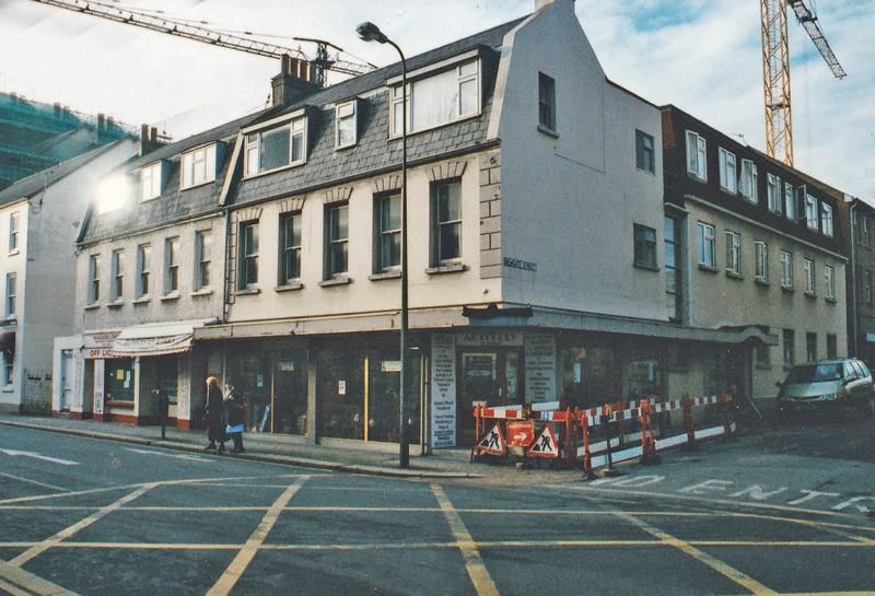 File:FT25Gloucester&NewgateStreets2002.png